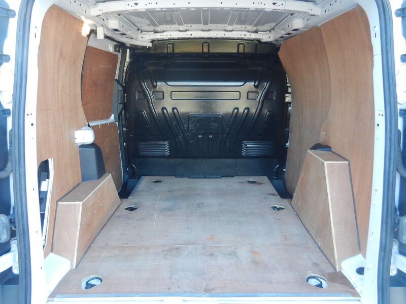 FORD TRANSIT CONNECT