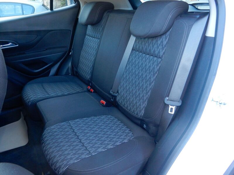VAUXHALL MOKKA