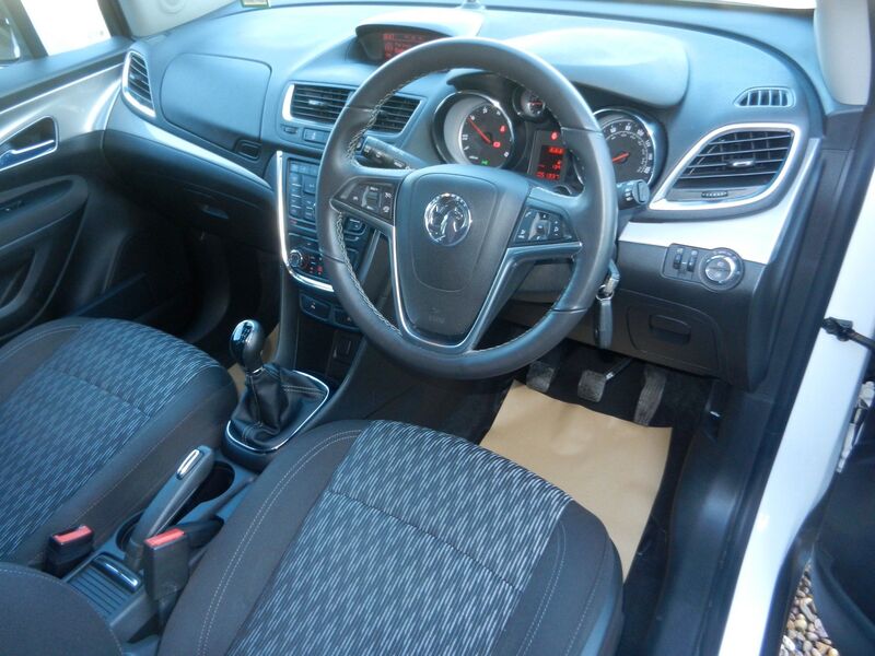 VAUXHALL MOKKA