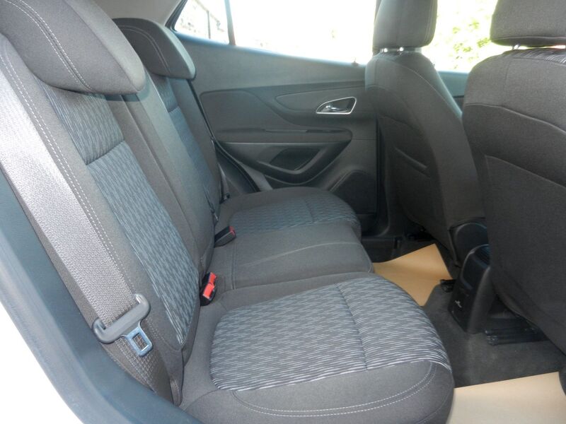 VAUXHALL MOKKA