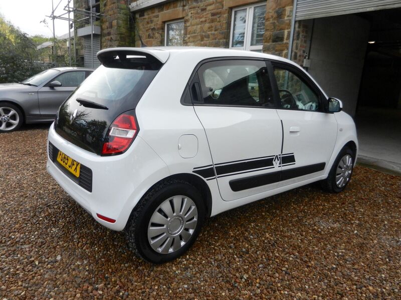 RENAULT TWINGO