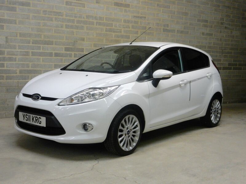 View FORD FIESTA 1.6 Titanium 5dr