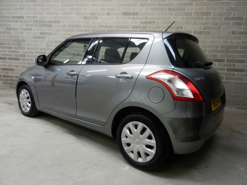 View SUZUKI SWIFT 1.2 SZ2 Euro 5 5dr