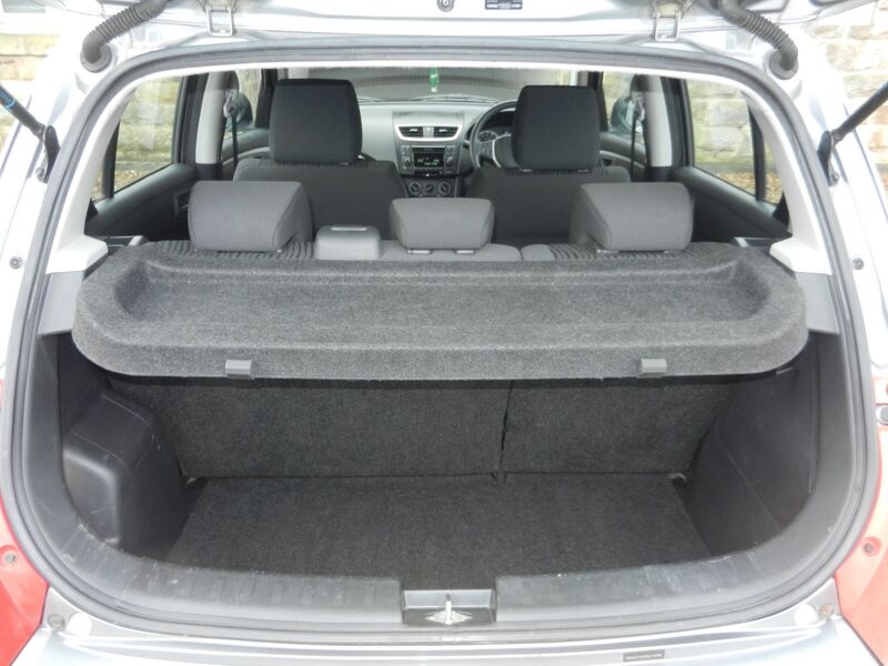 SUZUKI SWIFT