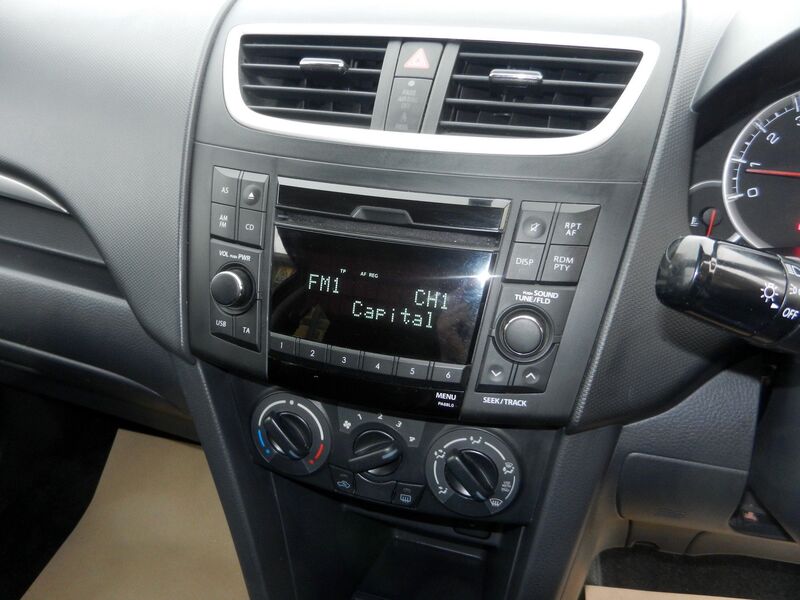 SUZUKI SWIFT