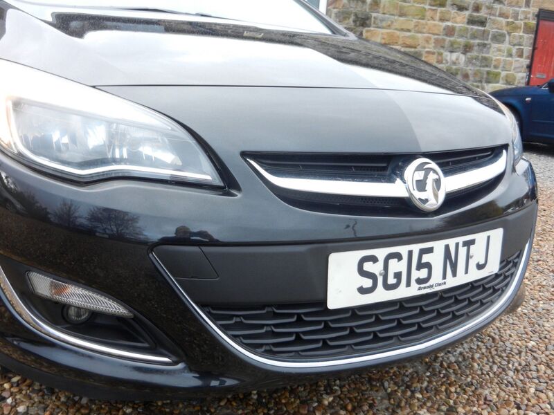 VAUXHALL ASTRA