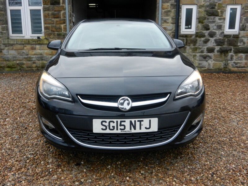 VAUXHALL ASTRA