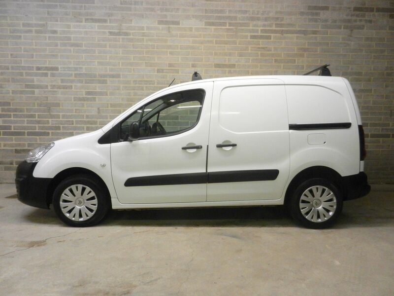 View CITROEN BERLINGO 1.6 HDi 850 Enterprise L1 5dr