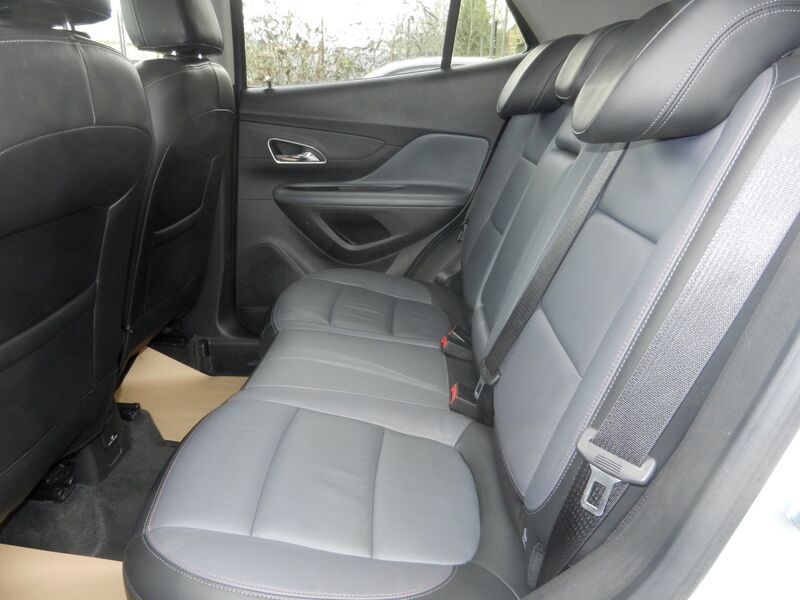 VAUXHALL MOKKA