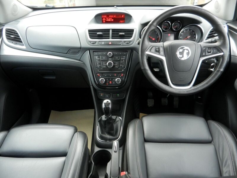 VAUXHALL MOKKA
