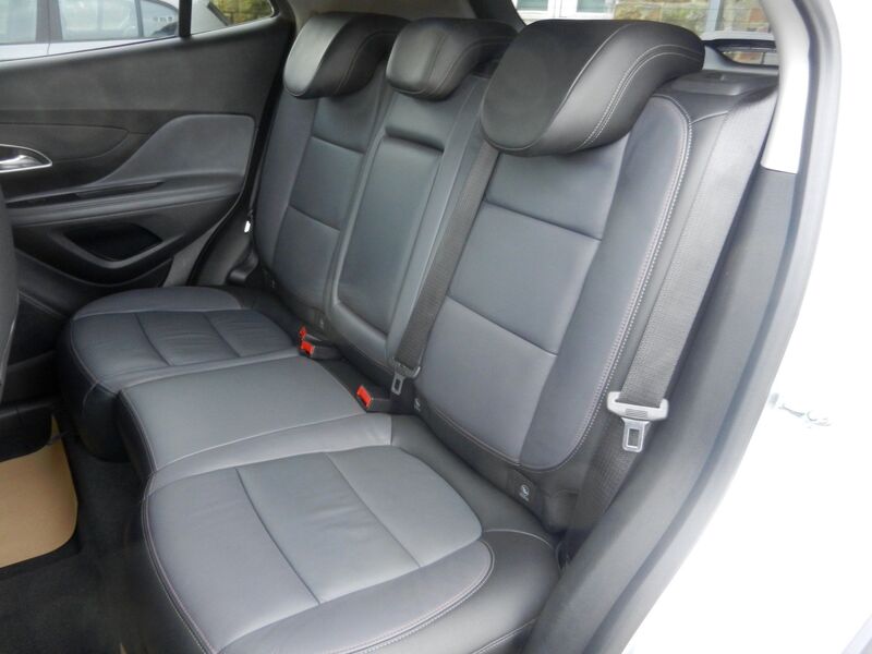 VAUXHALL MOKKA