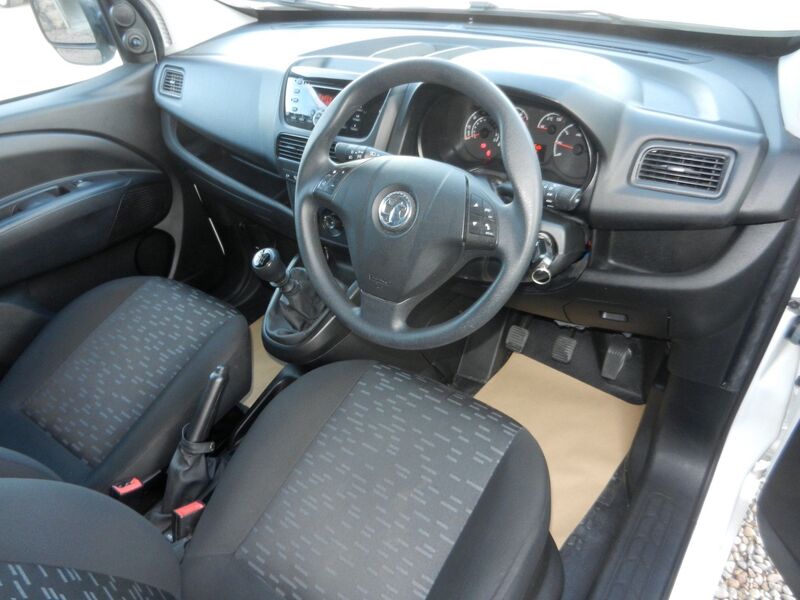 VAUXHALL COMBO