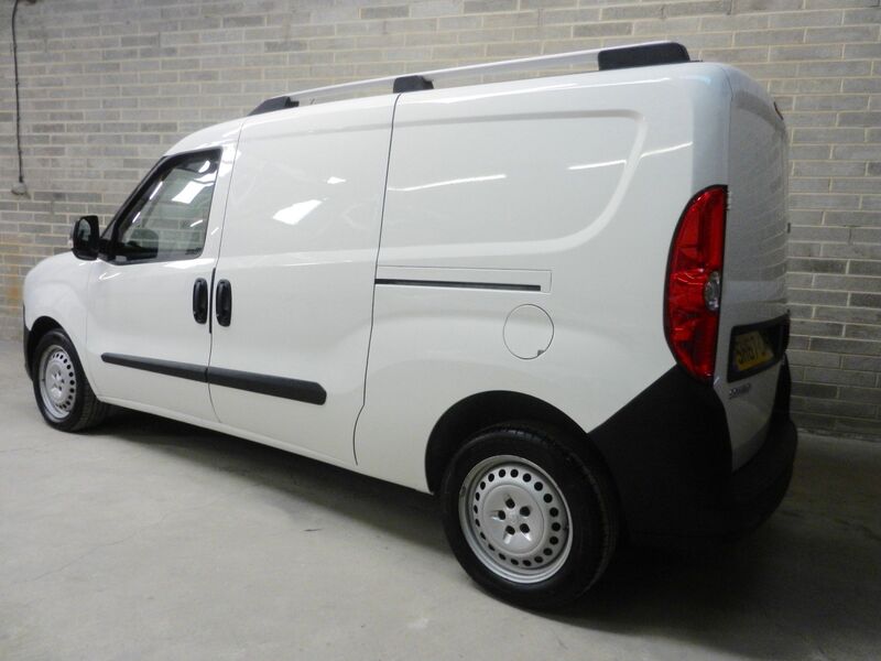 VAUXHALL COMBO
