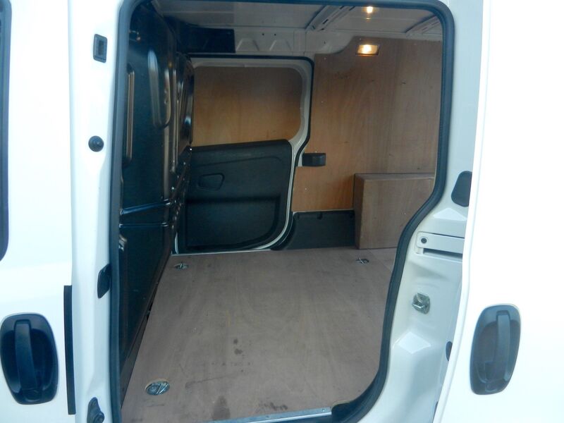 VAUXHALL COMBO