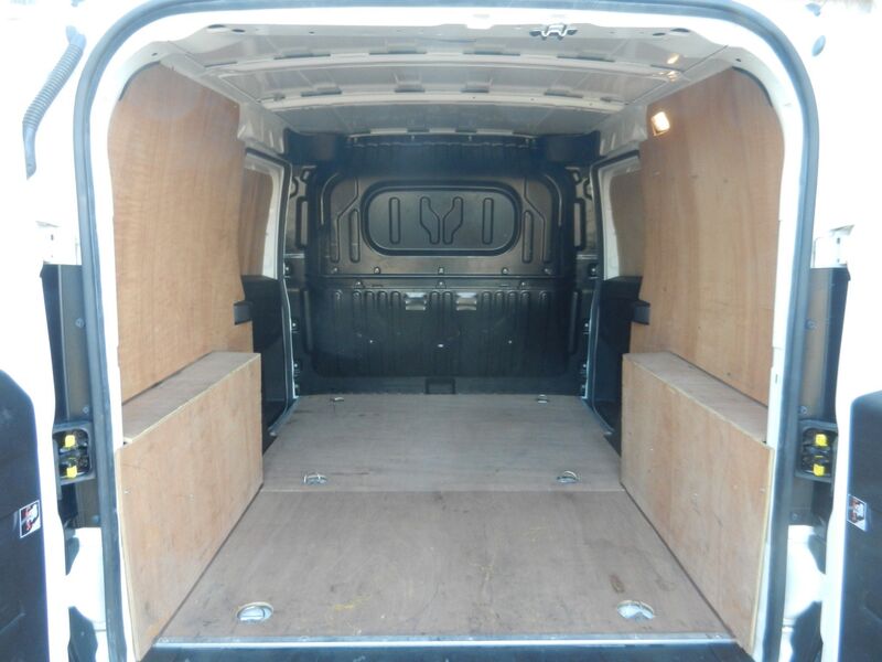 VAUXHALL COMBO