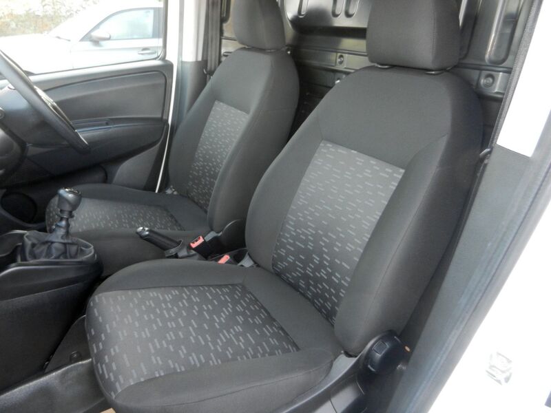 VAUXHALL COMBO