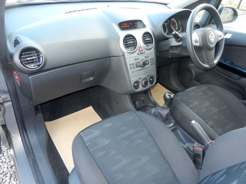 VAUXHALL CORSA