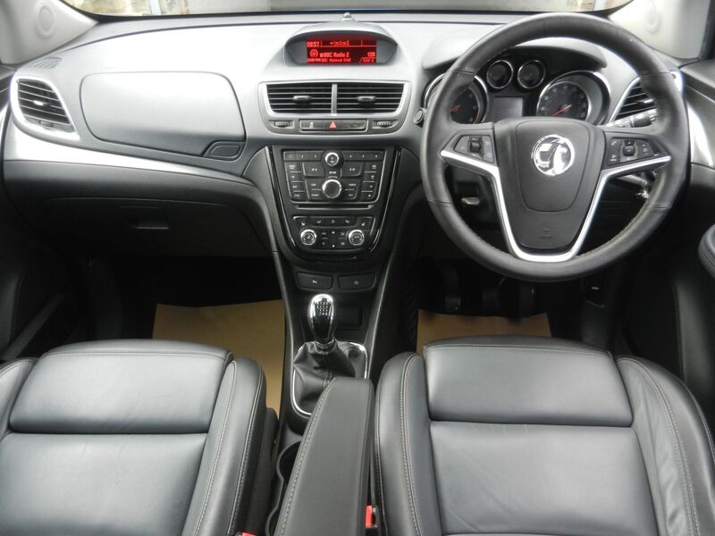 VAUXHALL MOKKA