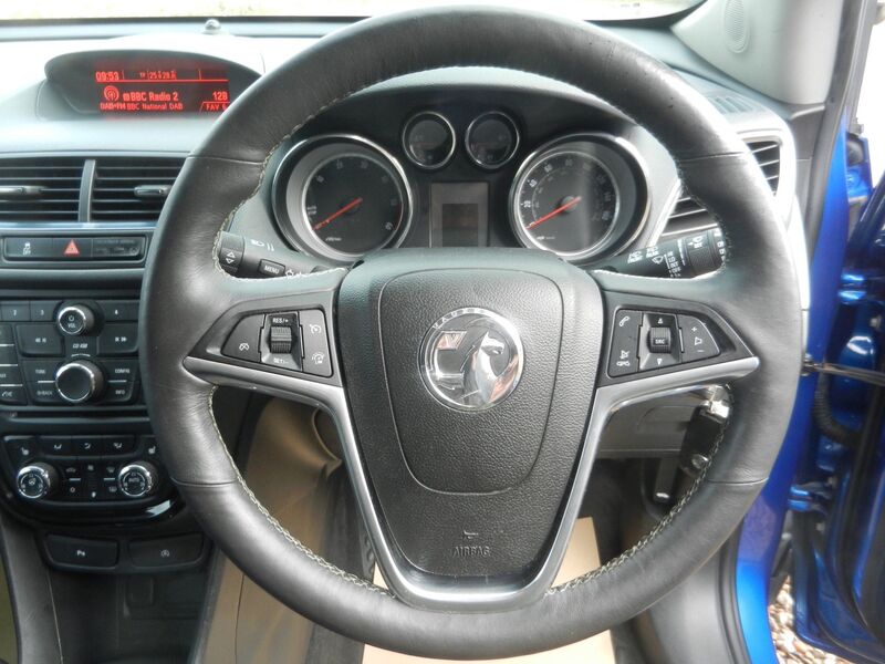 VAUXHALL MOKKA