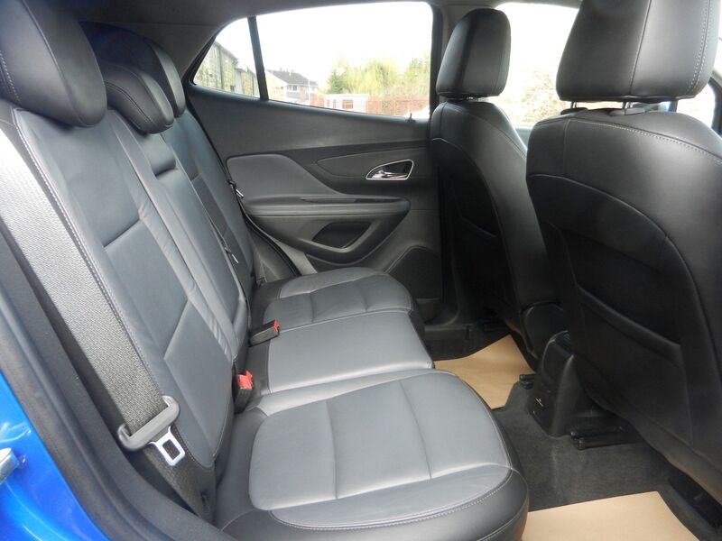 VAUXHALL MOKKA