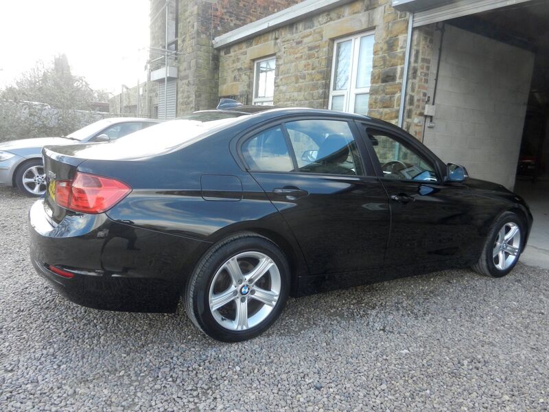 BMW 3 SERIES