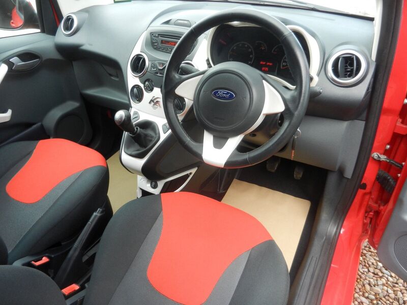 FORD KA