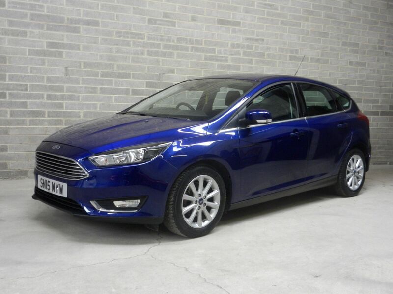 View FORD FOCUS 1.6 Titanium Powershift Euro 6 5dr