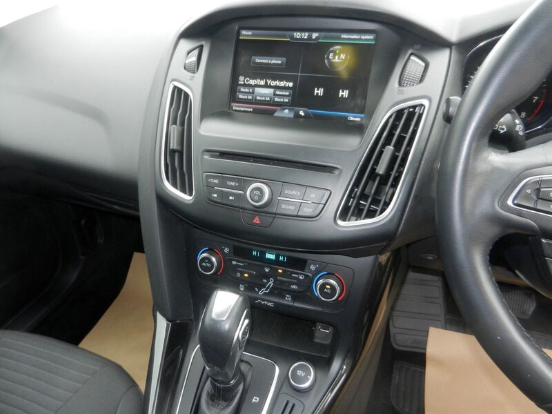 FORD FOCUS