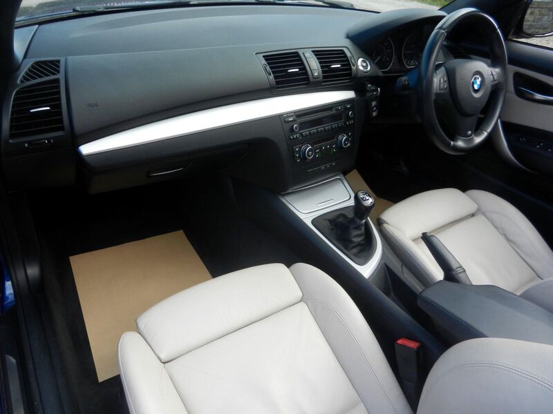 BMW 1 SERIES