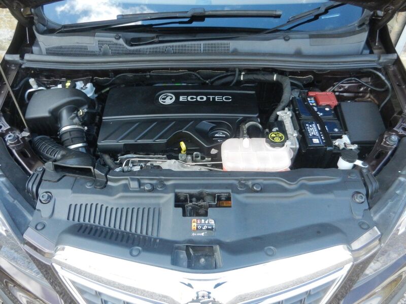 VAUXHALL MOKKA