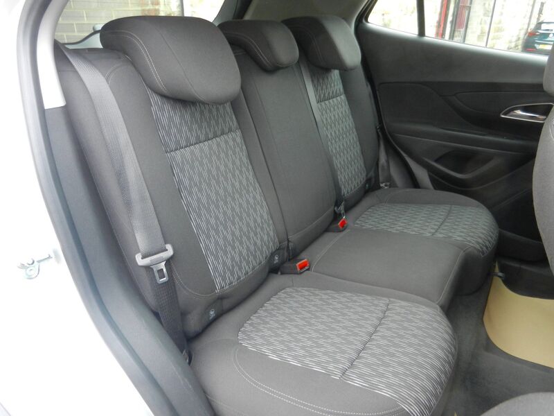 VAUXHALL MOKKA