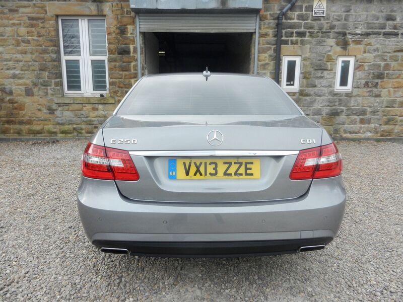 MERCEDES-BENZ E CLASS