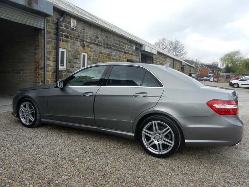MERCEDES-BENZ E CLASS