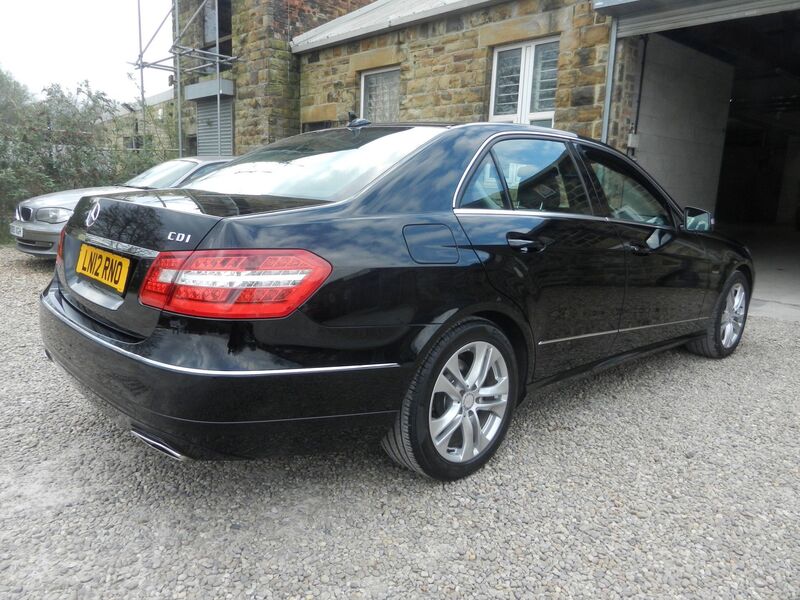 MERCEDES-BENZ E CLASS