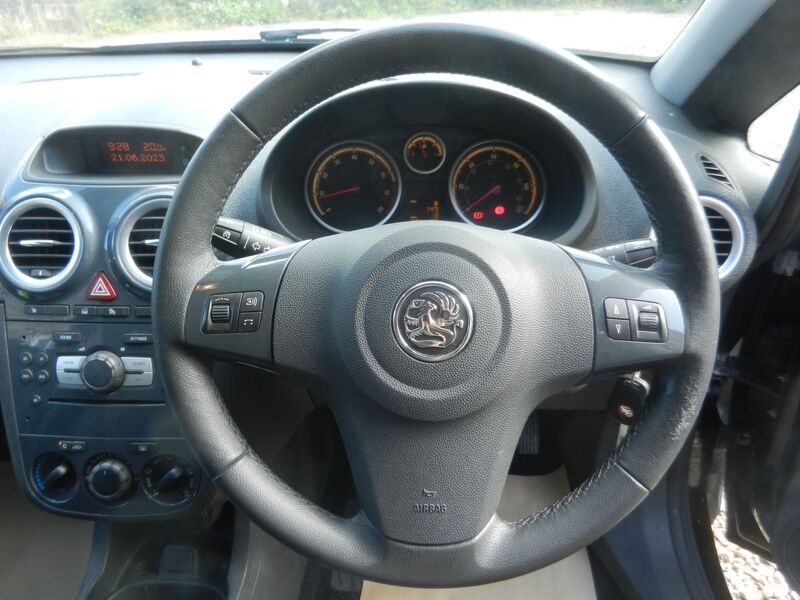 VAUXHALL CORSA