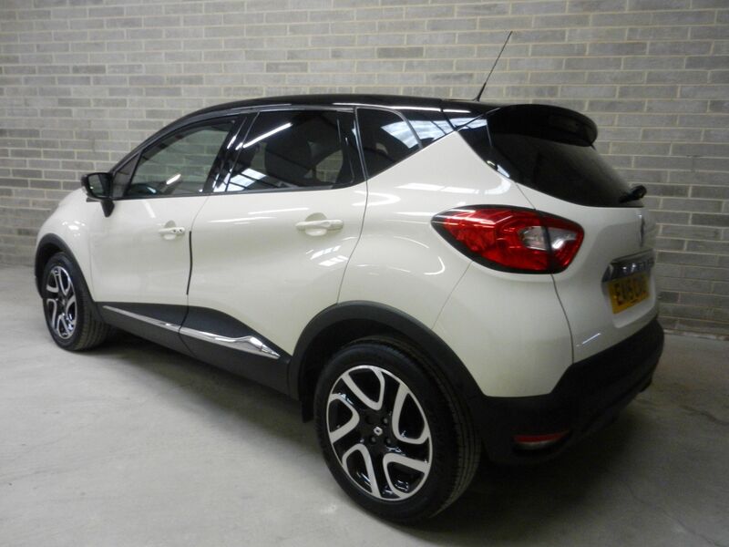 View RENAULT CAPTUR 1.5 dCi Dynamique S MediaNav EDC Euro 5 5dr