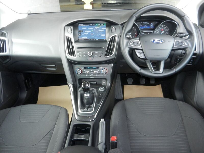 FORD FOCUS