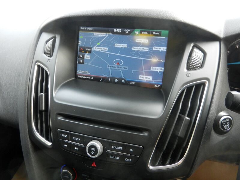 FORD FOCUS