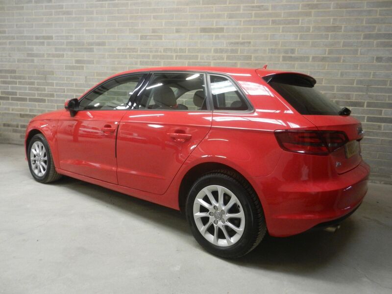 View AUDI A3 1.6 TDI ultra SE Sportback Euro 6 (s/s) 5dr