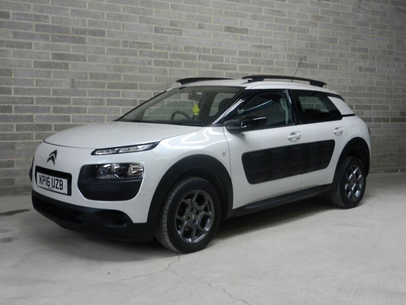 View CITROEN C4 CACTUS 1.2 PureTech Feel Euro 6 (s/s) 5dr