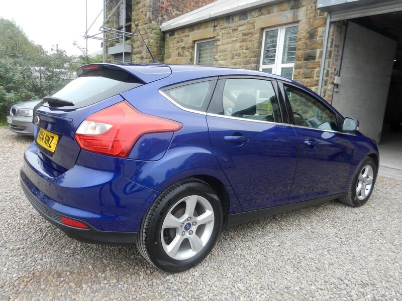 FORD FOCUS