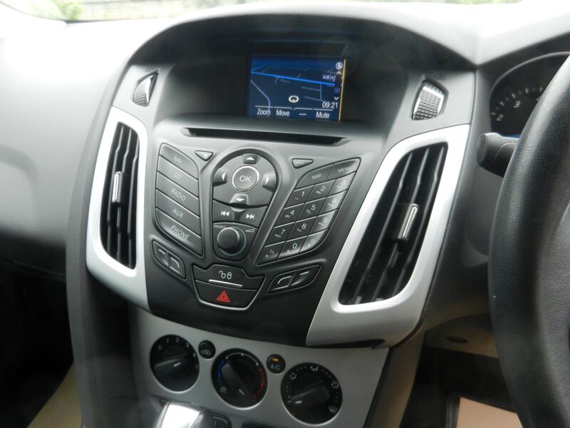 FORD FOCUS
