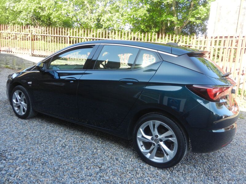 VAUXHALL ASTRA