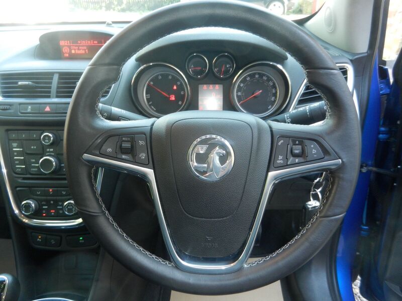 VAUXHALL MOKKA