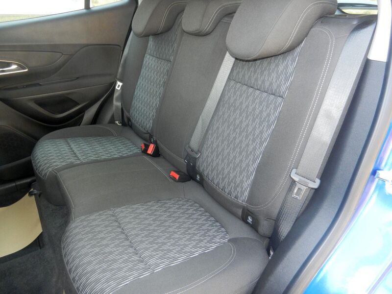VAUXHALL MOKKA