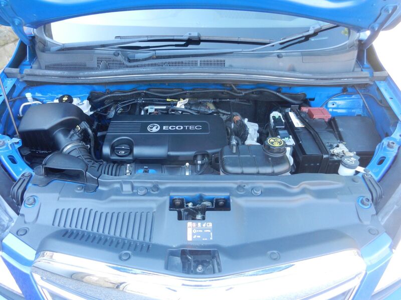 VAUXHALL MOKKA