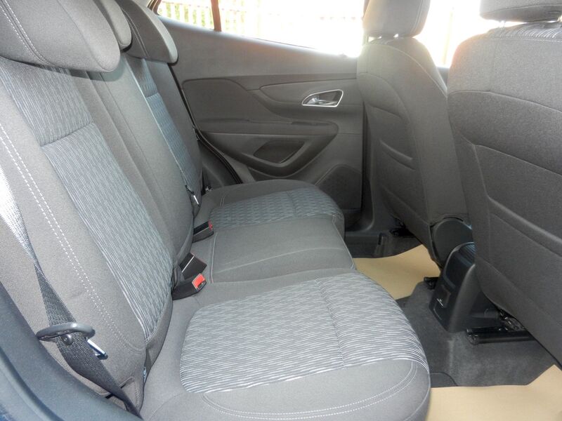 VAUXHALL MOKKA