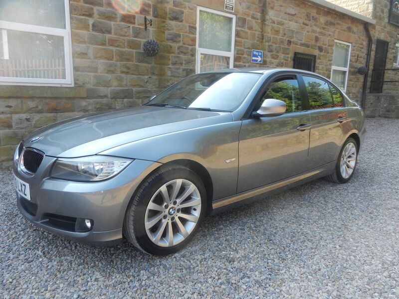 BMW 3 SERIES