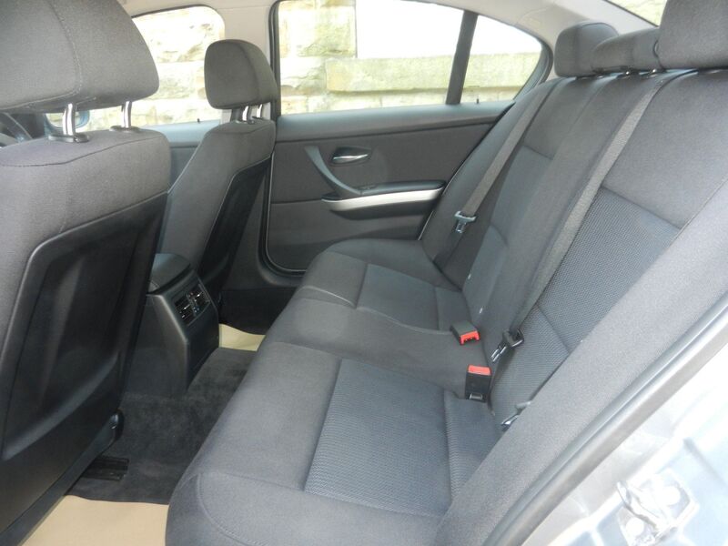 BMW 3 SERIES