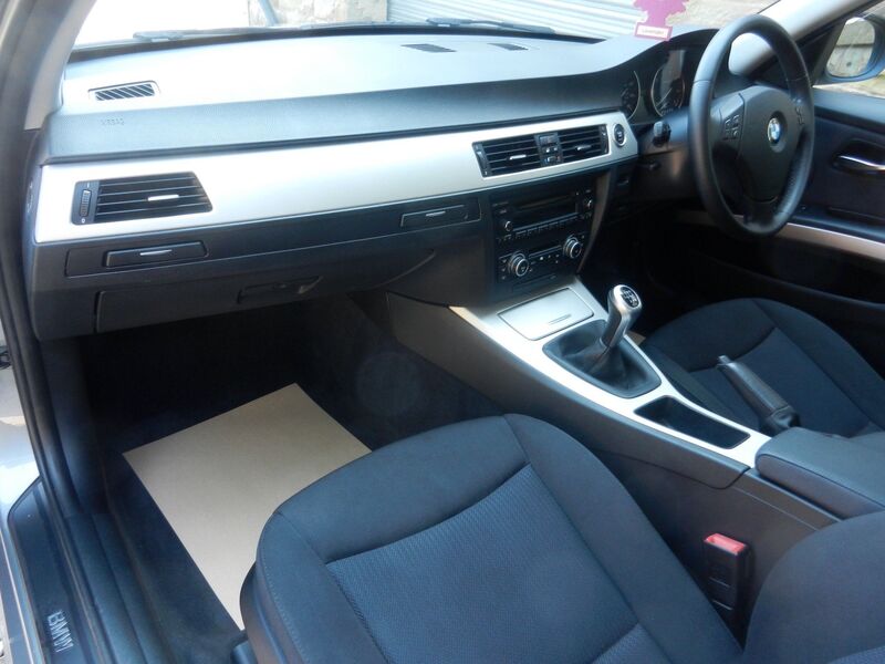 BMW 3 SERIES